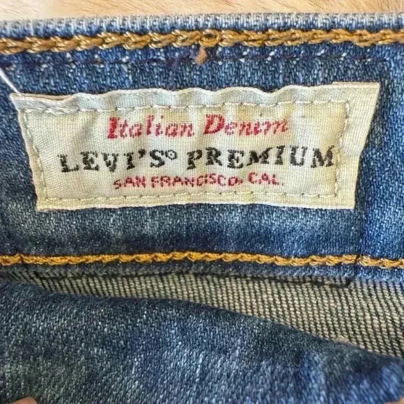 Levi's® Premium 721 HIGH RISE SKINNY WOMEN'S JEANS size 27 - Picture 6 of 16